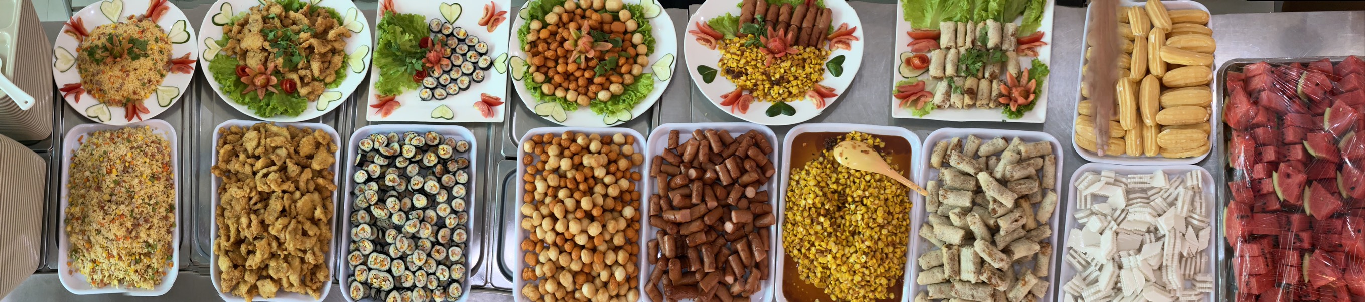 Tổ chức tiệc buffet cho khách hàng