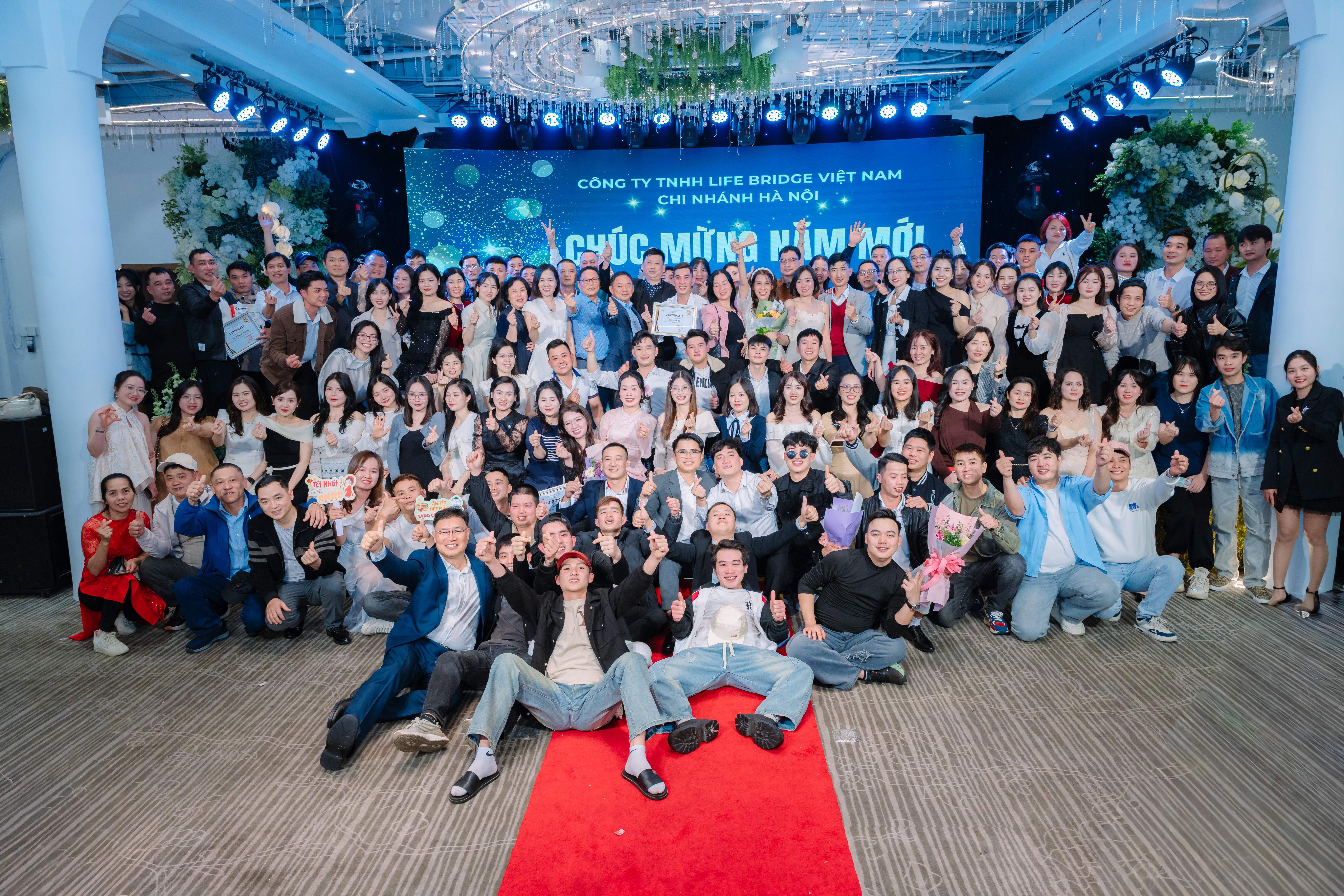 Toàn thể nhân viên JOYME